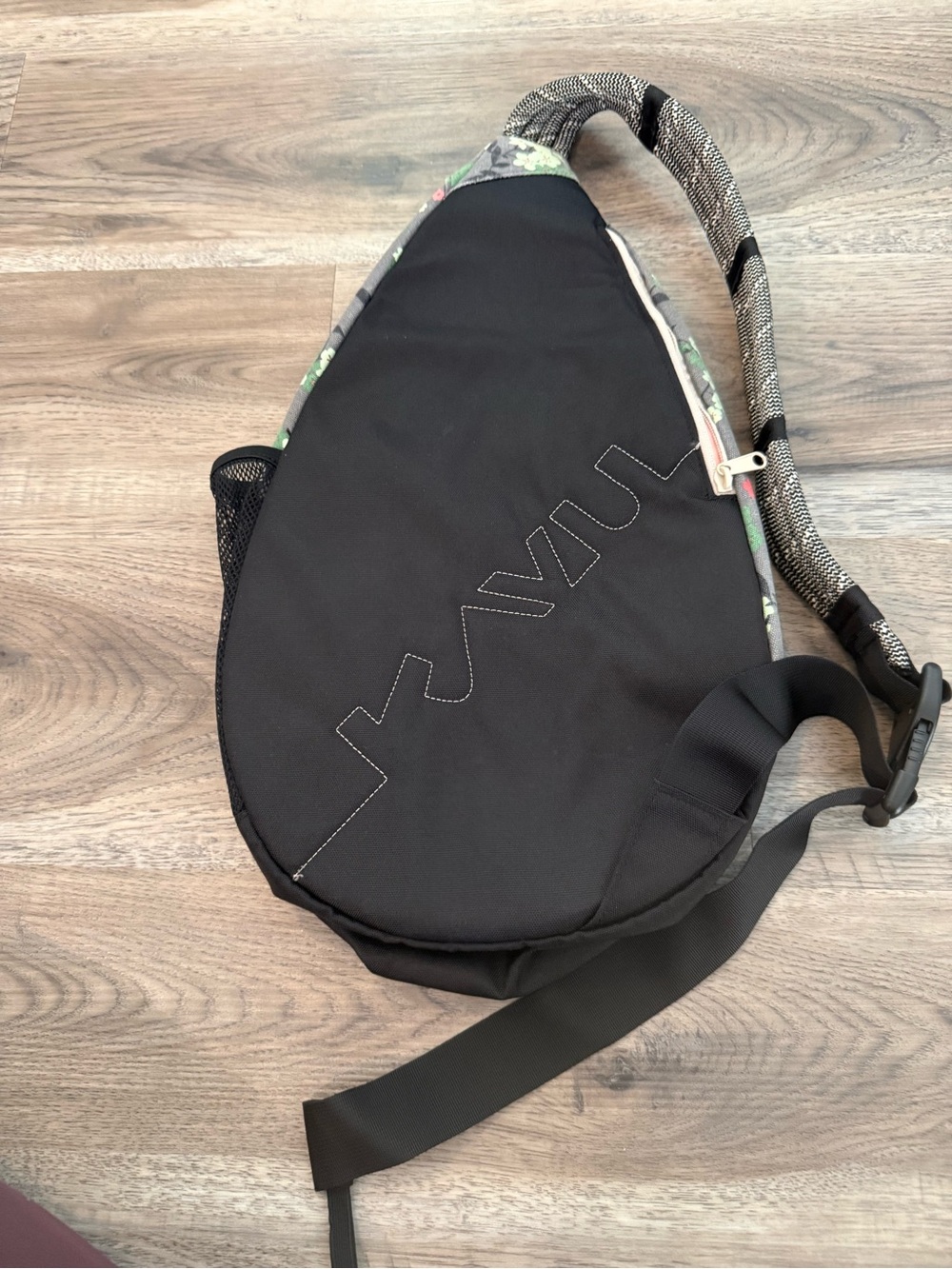 Kavu Gray Floral and Black Paxton Pack - Picture 2 of 4